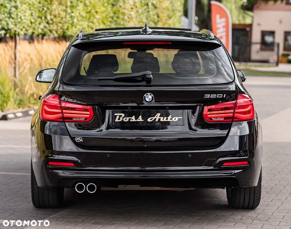 BMW Seria 3 320i Edition Luxury Line Purity - 11
