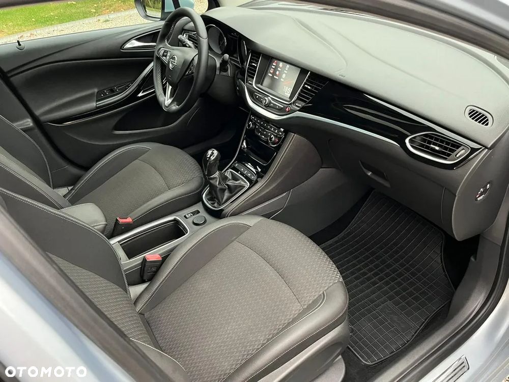 Opel Astra 1.6 BiTurbo D (CDTI) Start/Stop Innovation - 33
