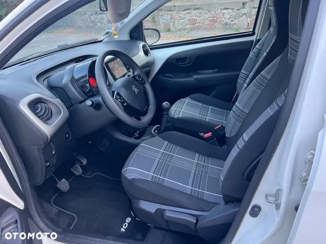 Peugeot 108 - 9