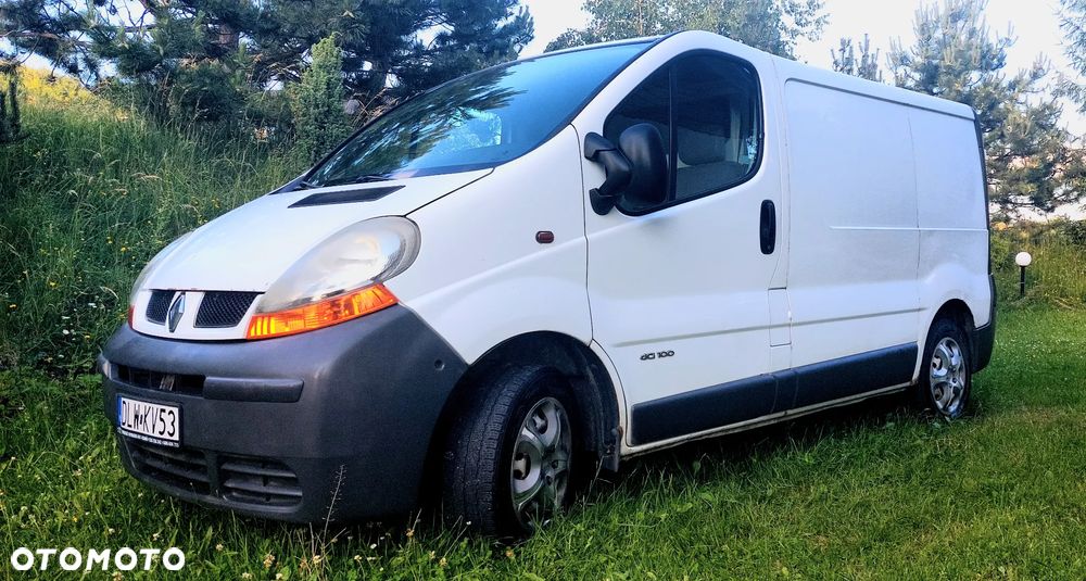 Renault Trafic - 1