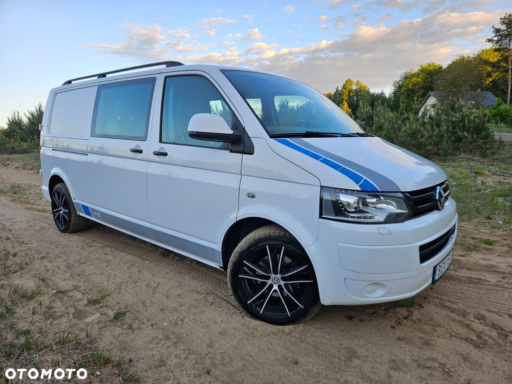 Volkswagen Transporter - 1