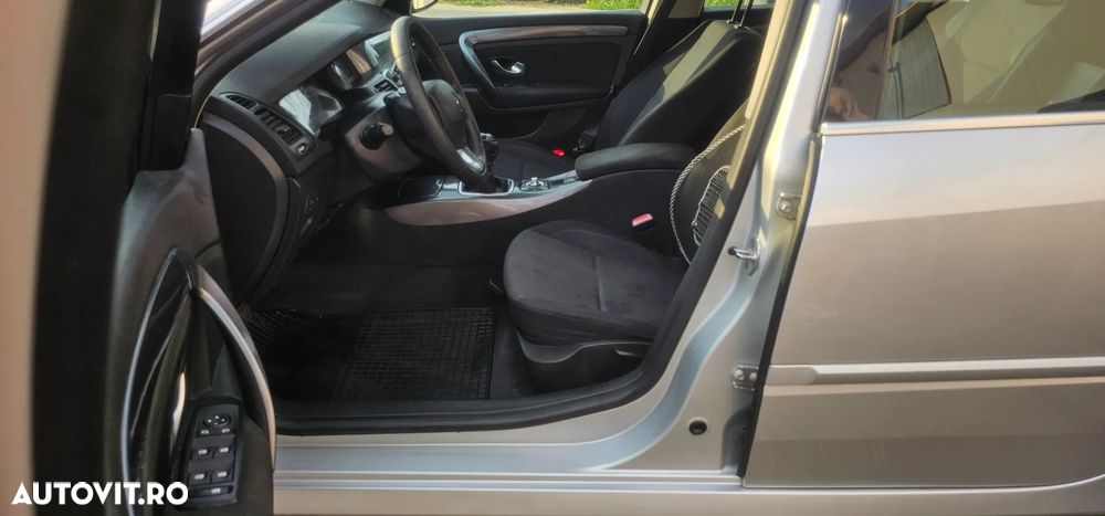 Renault Laguna - 21