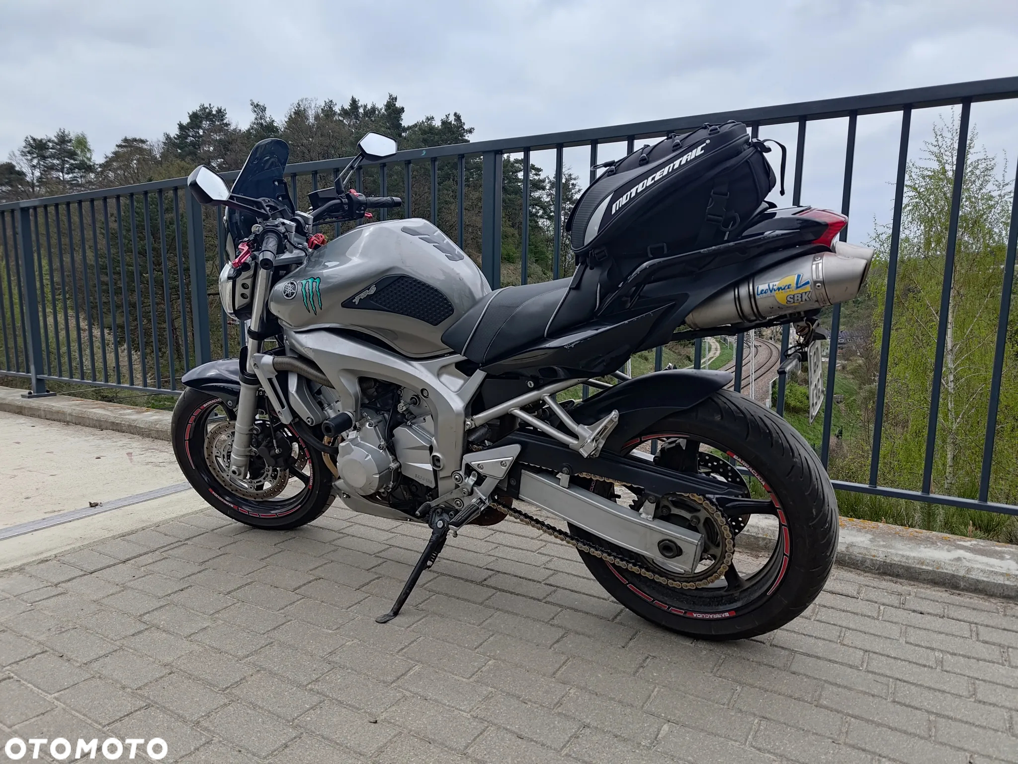 Yamaha FZ6 - 6