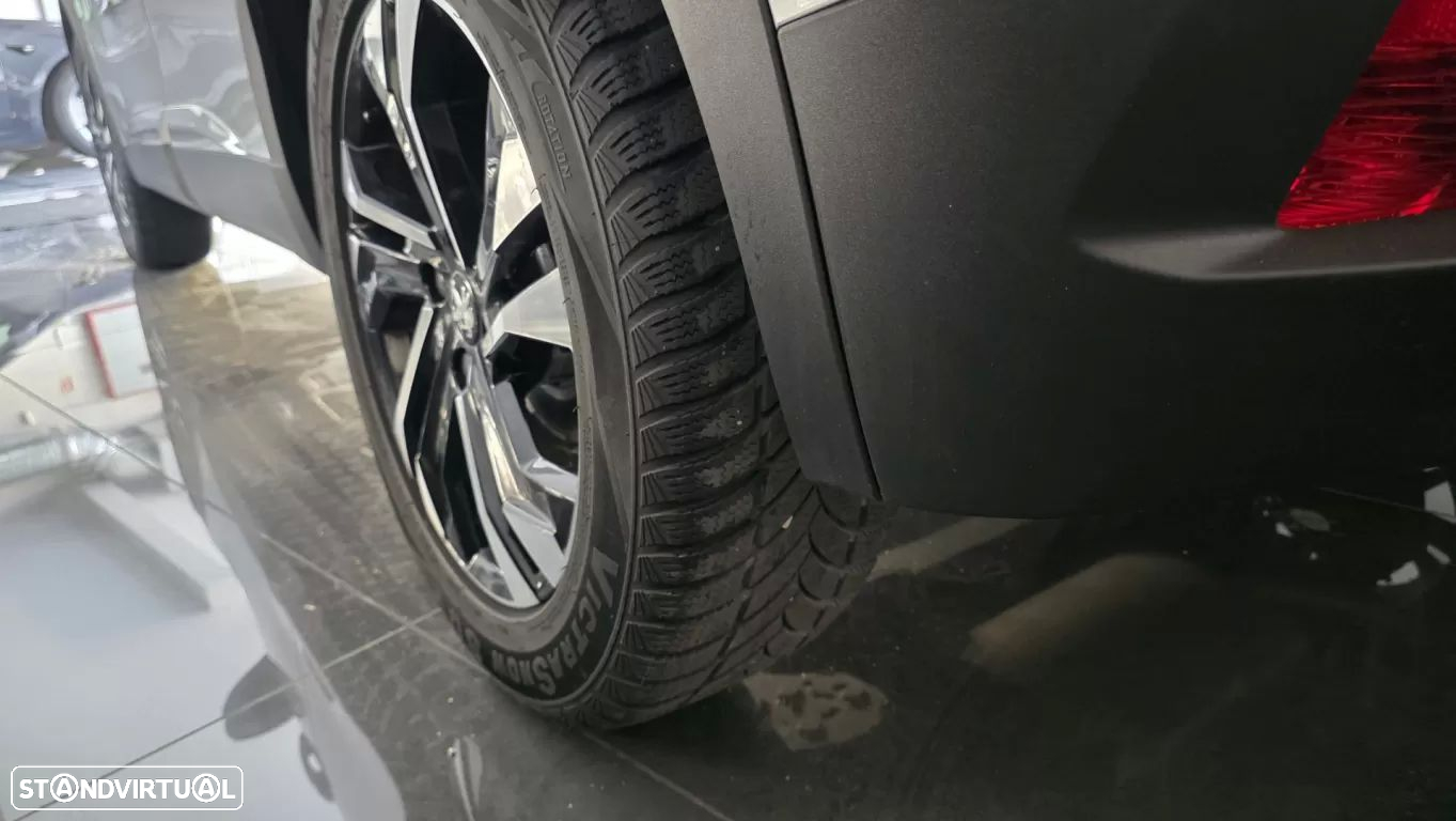 Peugeot 2008 1.2 PureTech GT Line EAT8 - 48