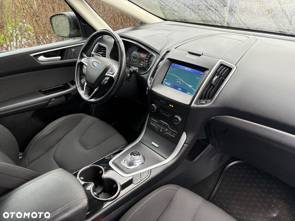 Ford S-Max 2.0 EcoBlue Titanium - 12