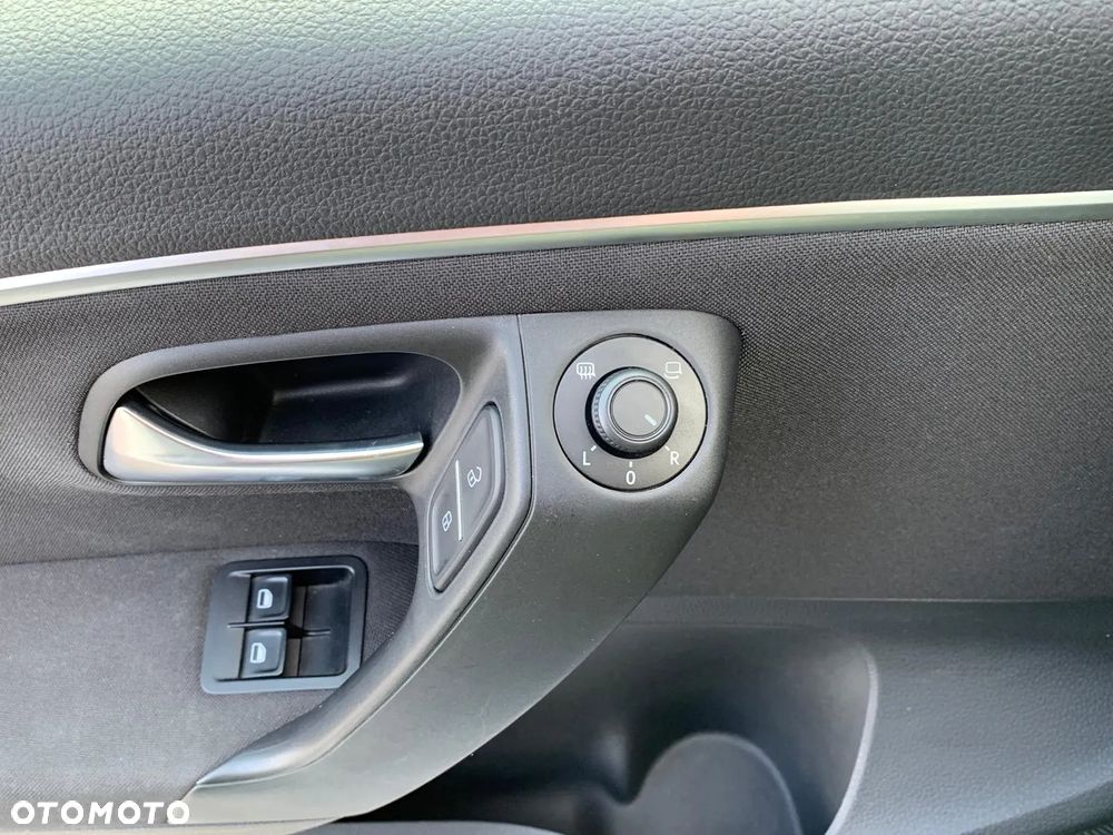 Volkswagen Polo 1.2 TSI Blue Motion Technology Lounge - 12