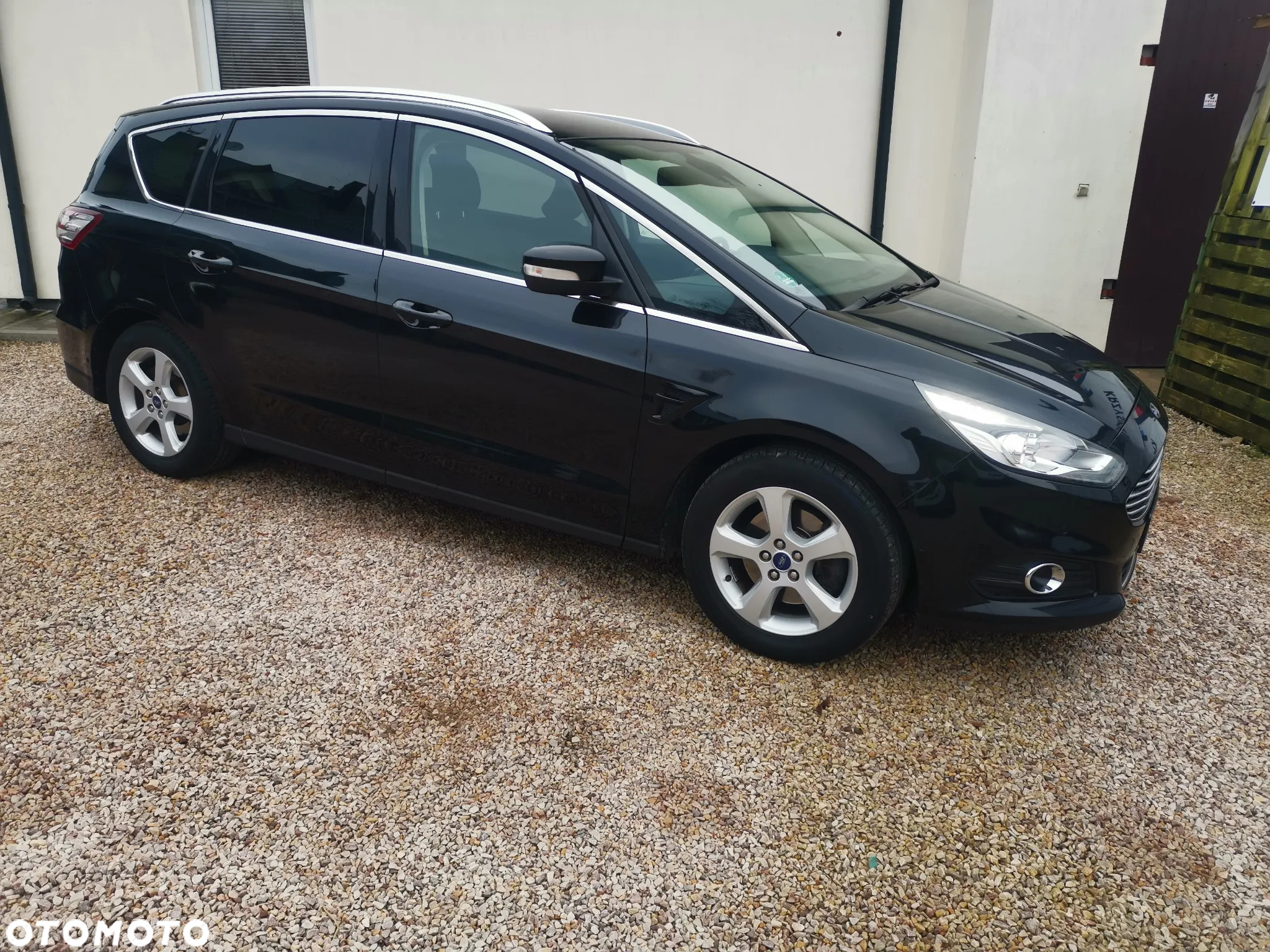 Ford S-Max 2.0 EcoBlue Titanium - 2