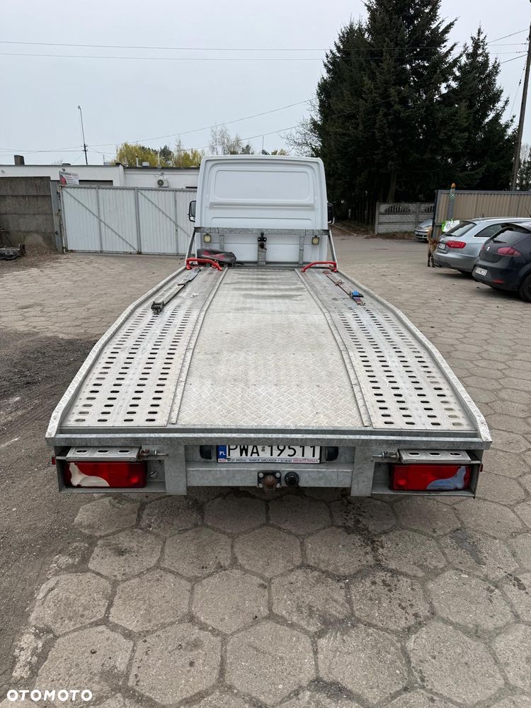 Mercedes-Benz Sprinter - 5