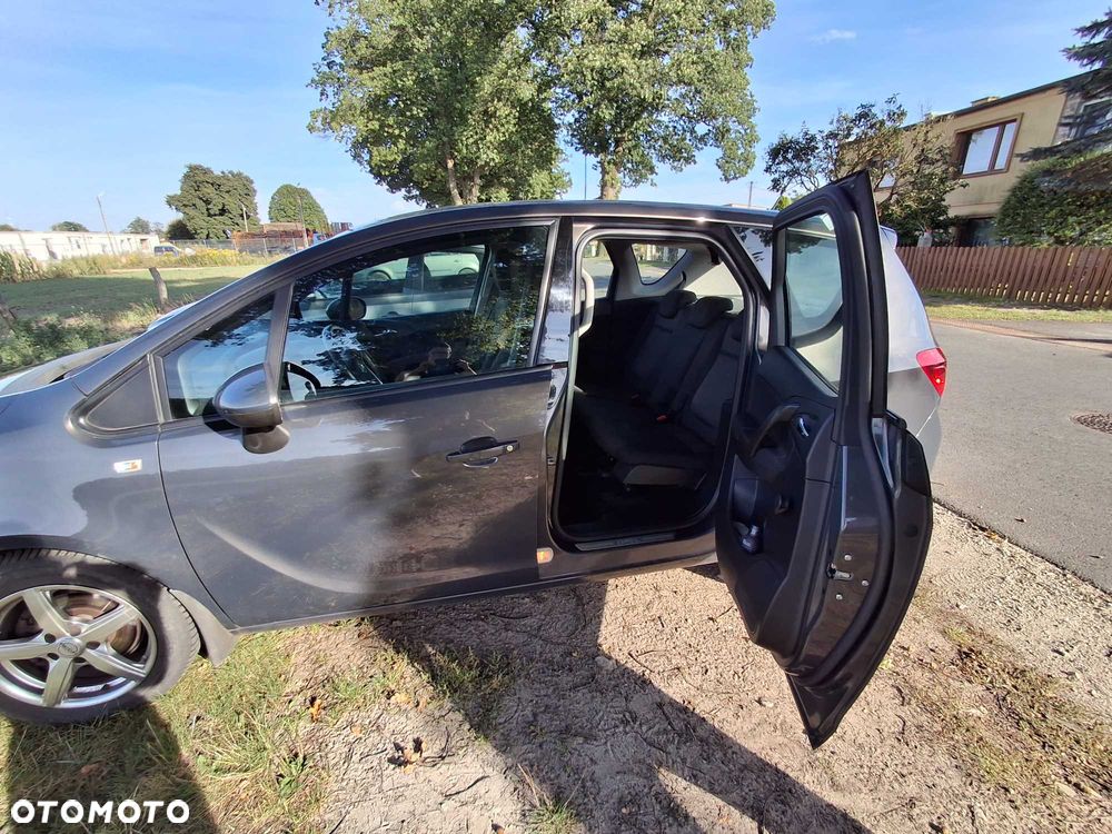 Opel Meriva - 8