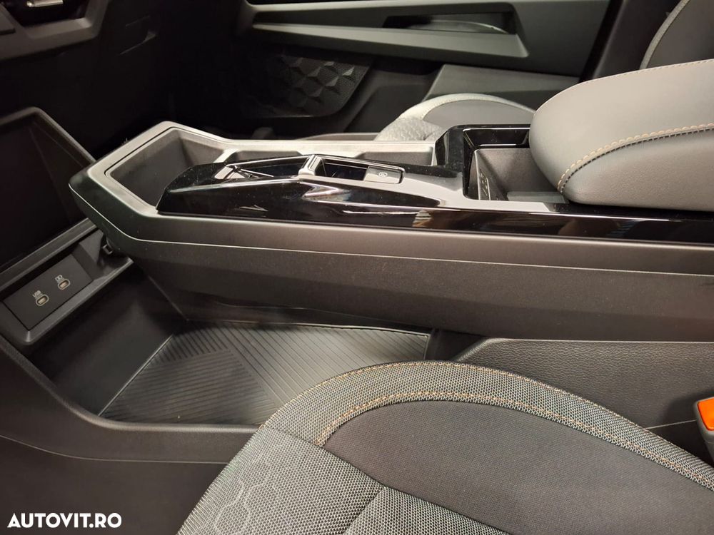 KG Mobility Torres - 12