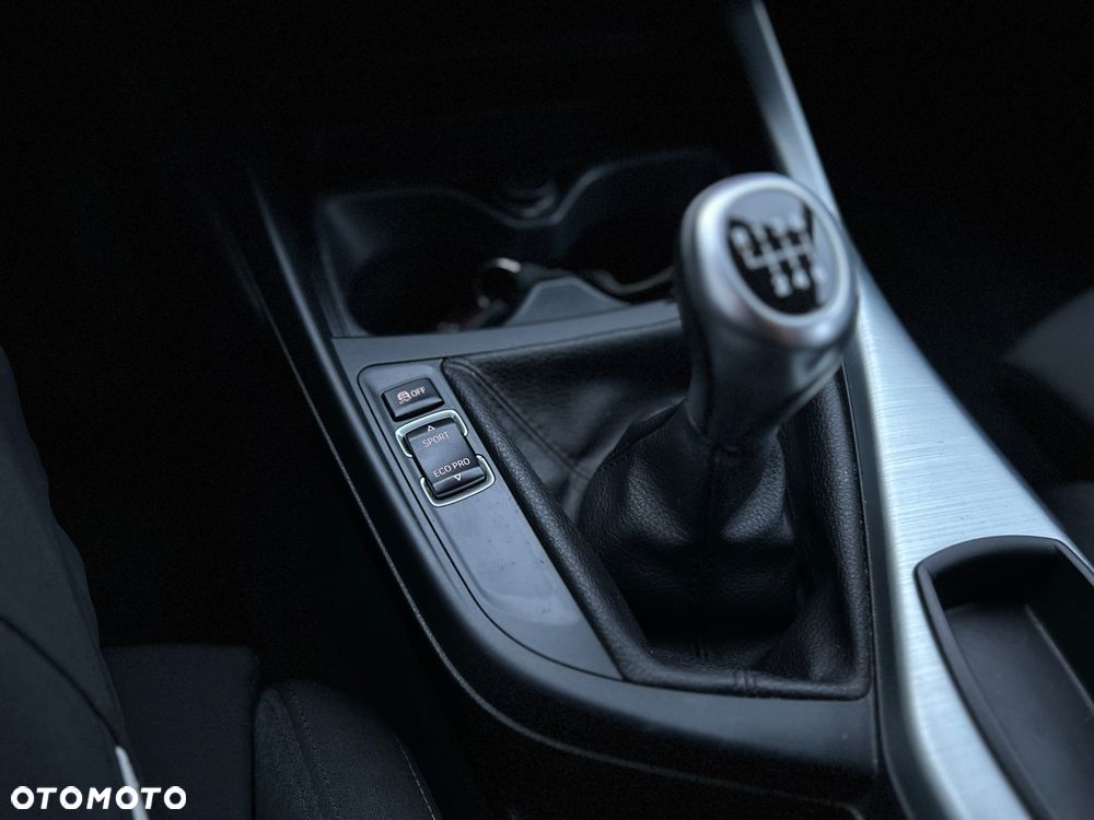 BMW Seria 1 116i Sport Line - 21