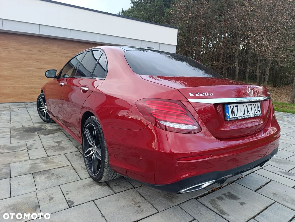 Mercedes-Benz Klasa E - 21