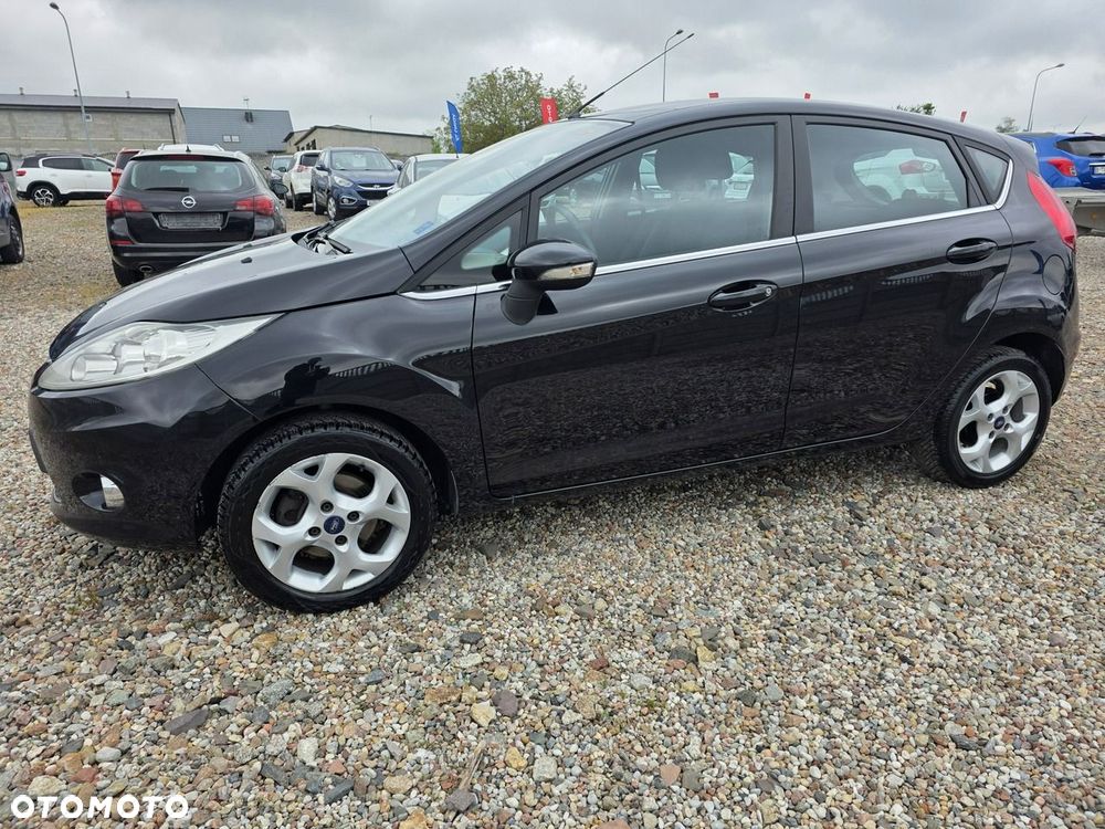 Ford Fiesta - 21