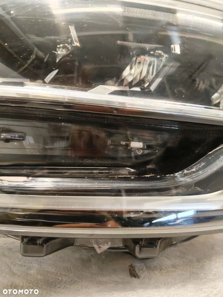 Renault Megane IV LIFT FULL LED KOMPLET LAMP PRZEDNICH 260105675R - 6