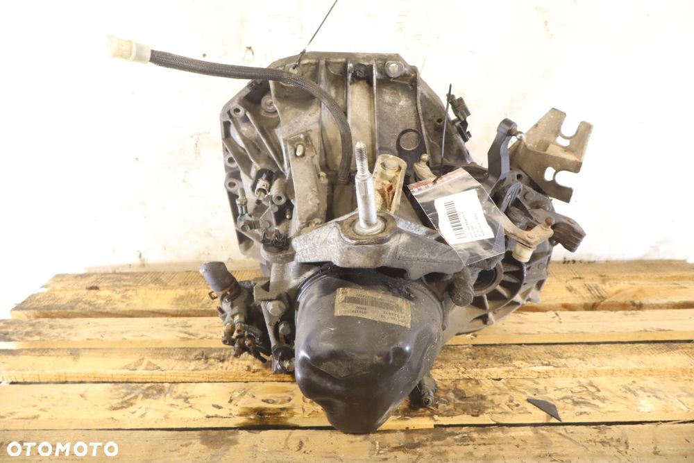 SKRZYNIA BIEGÓW 5 BIEGOWA RENAULT KANGOO II 1.5DC JRQ K9 - 2