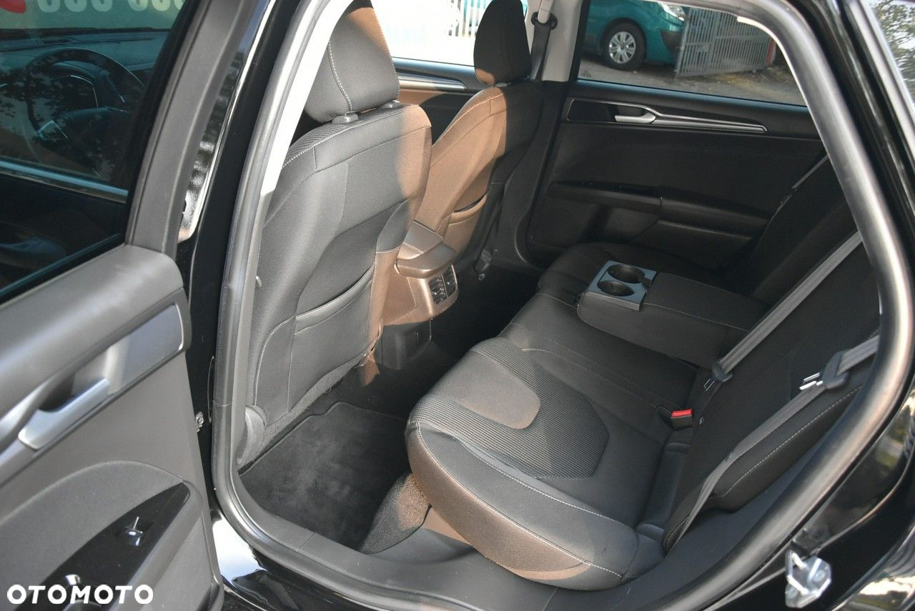 Ford Mondeo 2.0 EcoBlue Titanium - 14