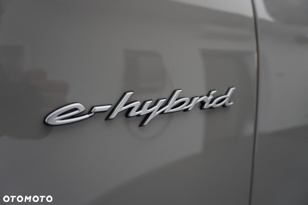 Porsche Cayenne E-Hybrid PHEV - 12