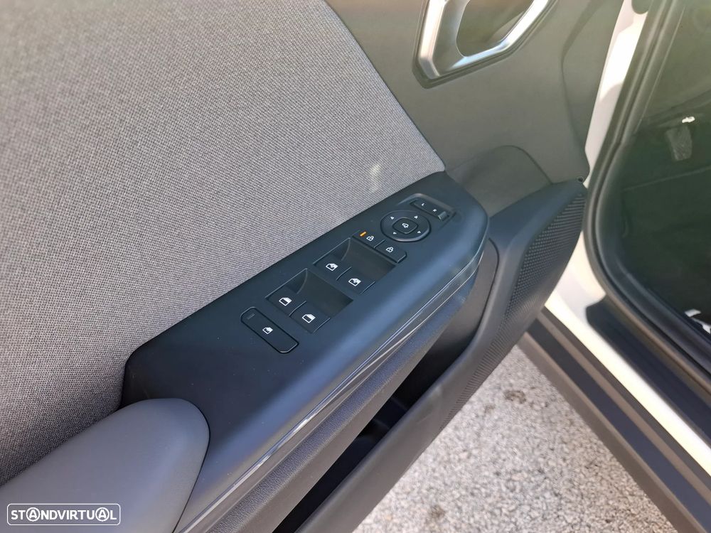 Kia K4 1.0 T-GDI Tech - 16