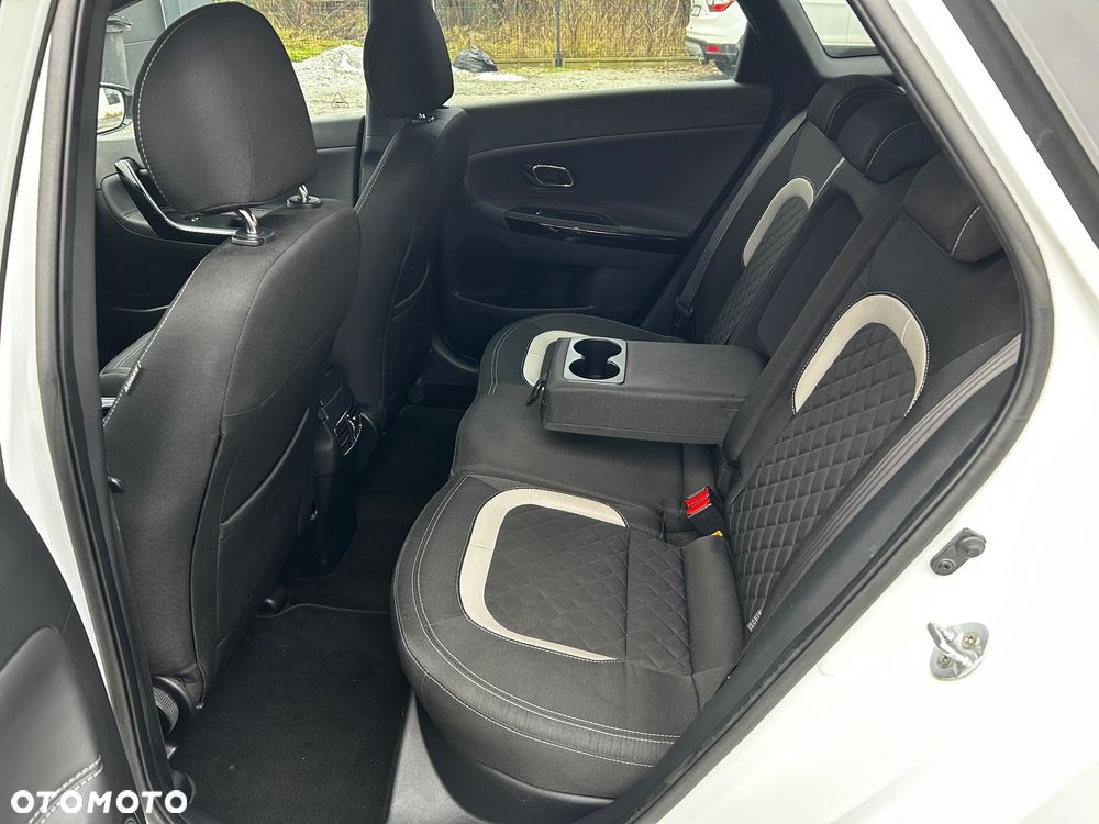 Kia Ceed 1.6 CRDi GT Line DCT - 31