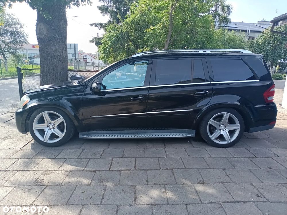 Mercedes-Benz GL - 1