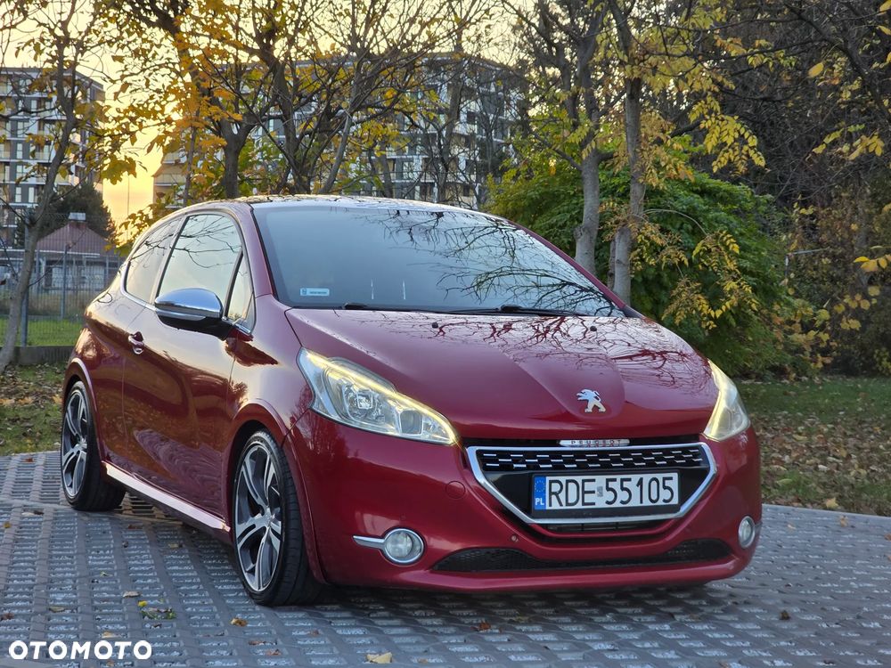 Peugeot 208 1.6 THP GTi - 16