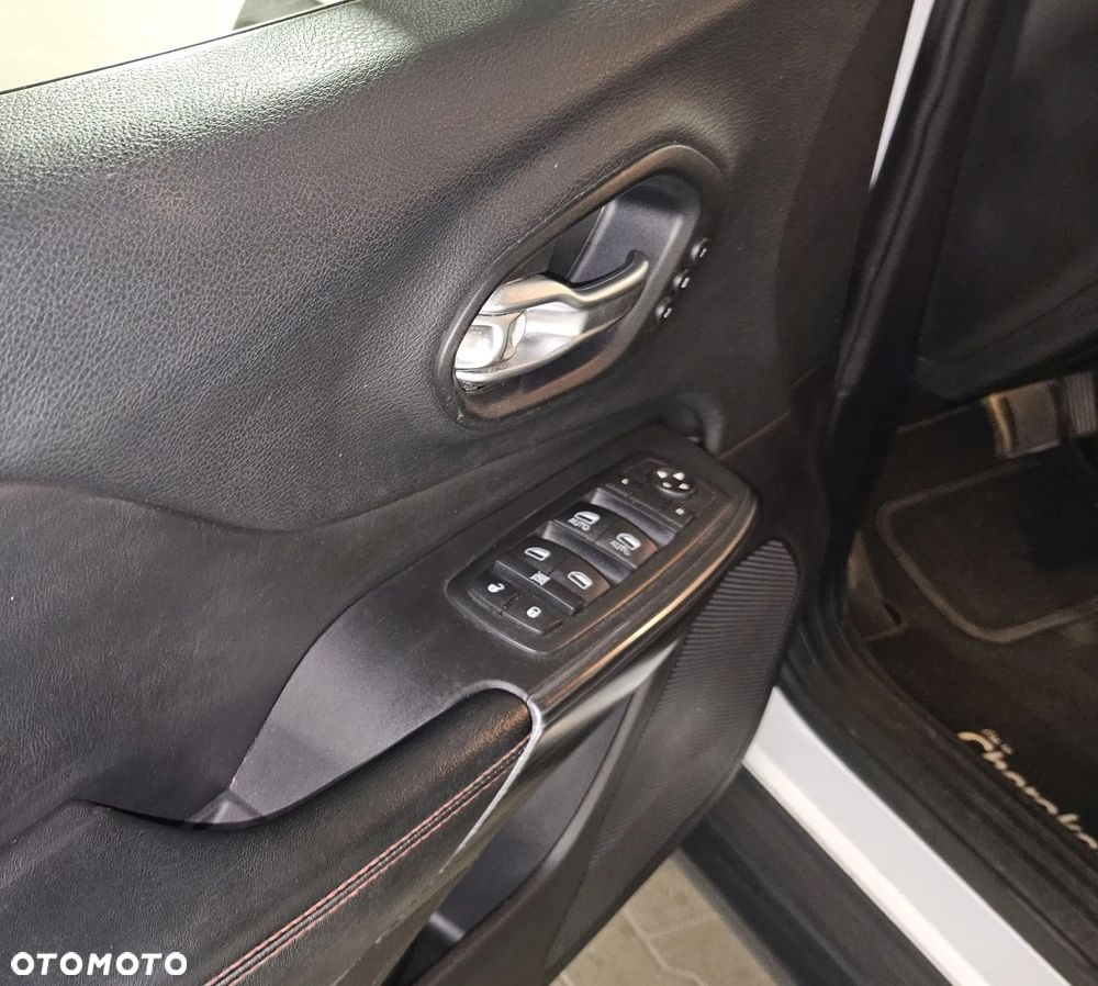 Jeep Cherokee 3.2 V6 Active Drive Lock Trailhawk - 17
