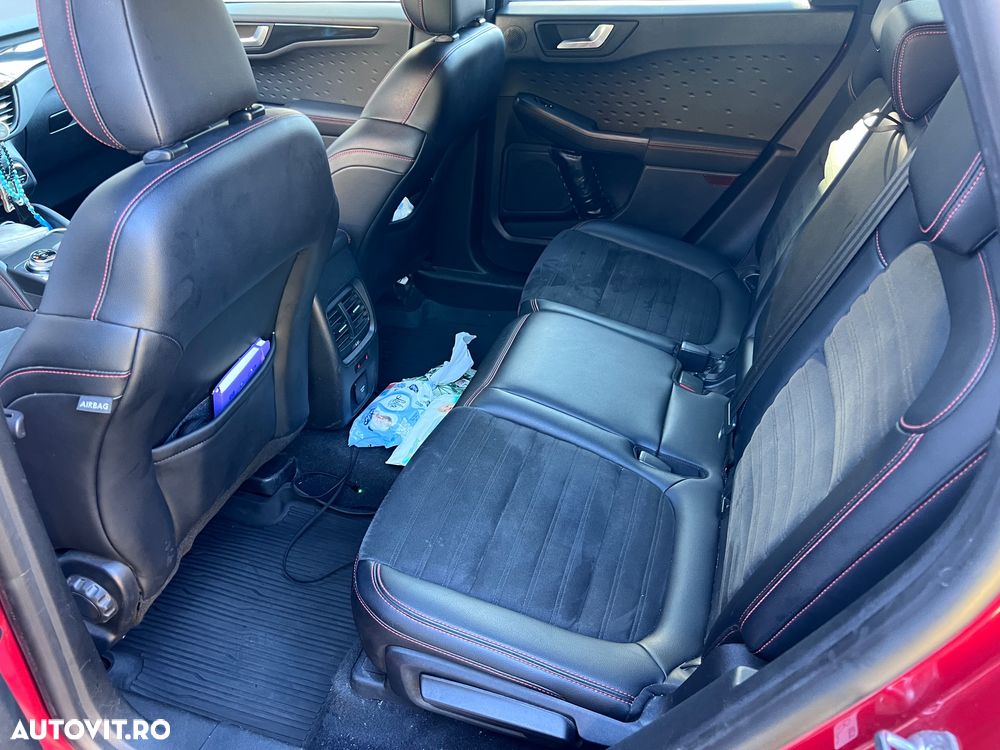 Ford Kuga - 13