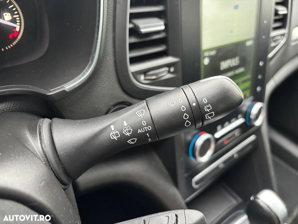 Renault Megane ENERGY dCi 110 EDC INTENS - 22