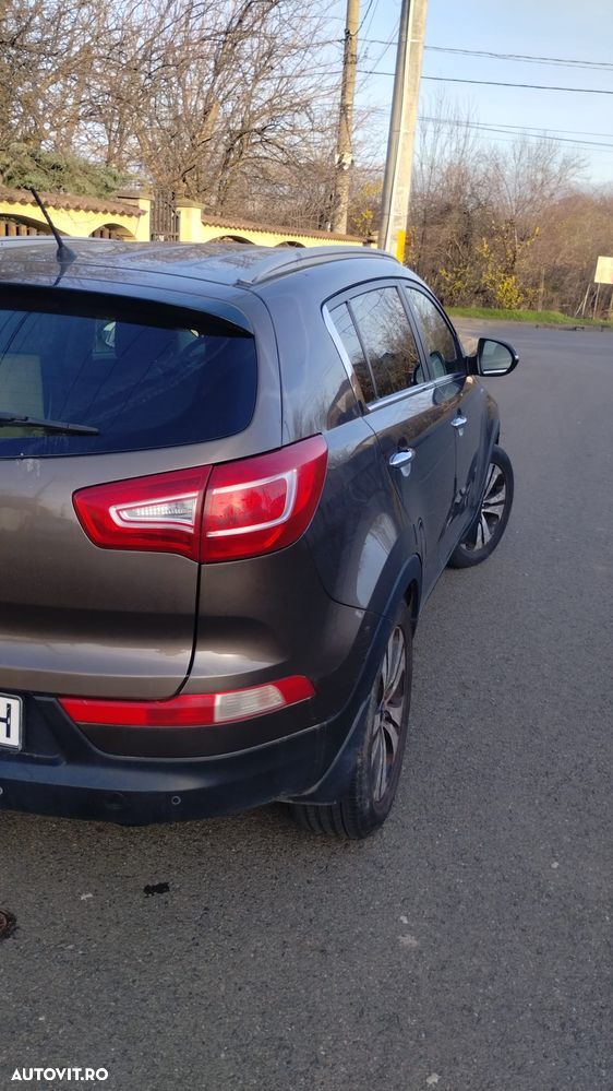 Kia Sportage 2.0 DSL MT 4x4 PREMIUM - 2
