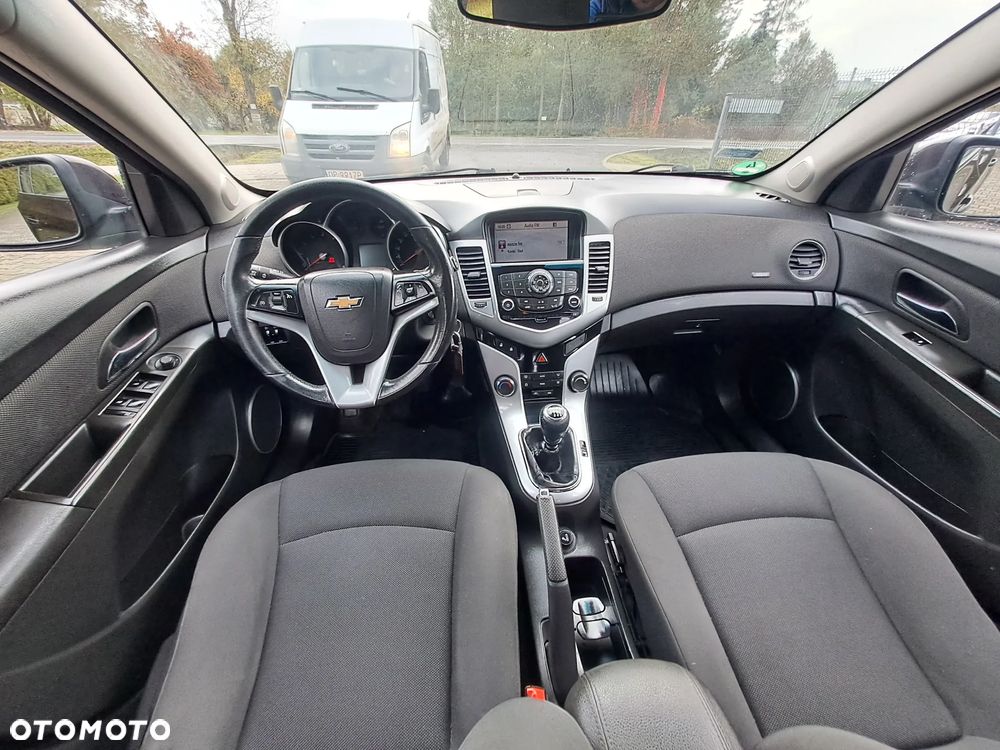 Chevrolet Cruze 1.4 T LT - 11