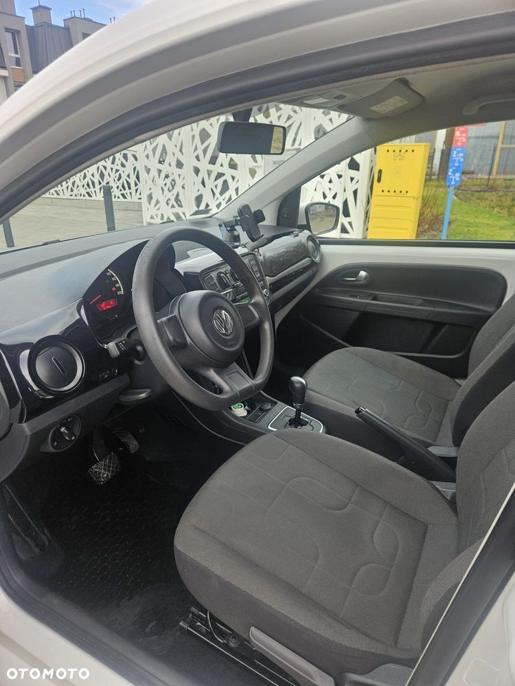 Volkswagen up! - 5