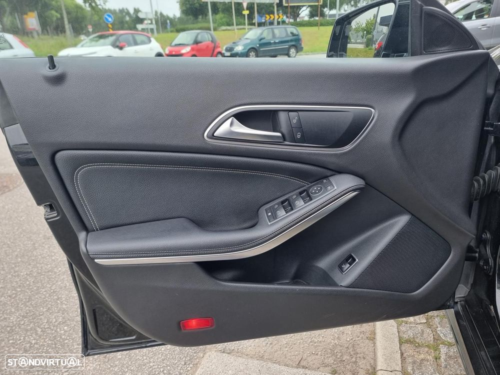 Mercedes-Benz CLA 180 d Urban Aut. - 19