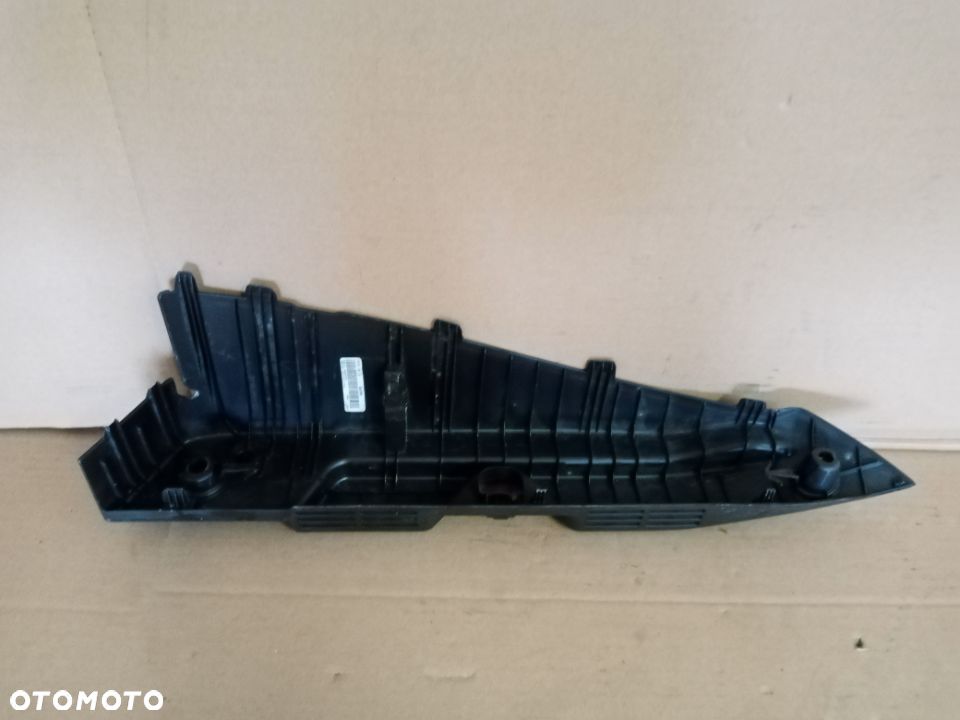 Osłona mocowanie półki rolety lewy tył Hyundai i30 2017R III 85910-G4000 - 2