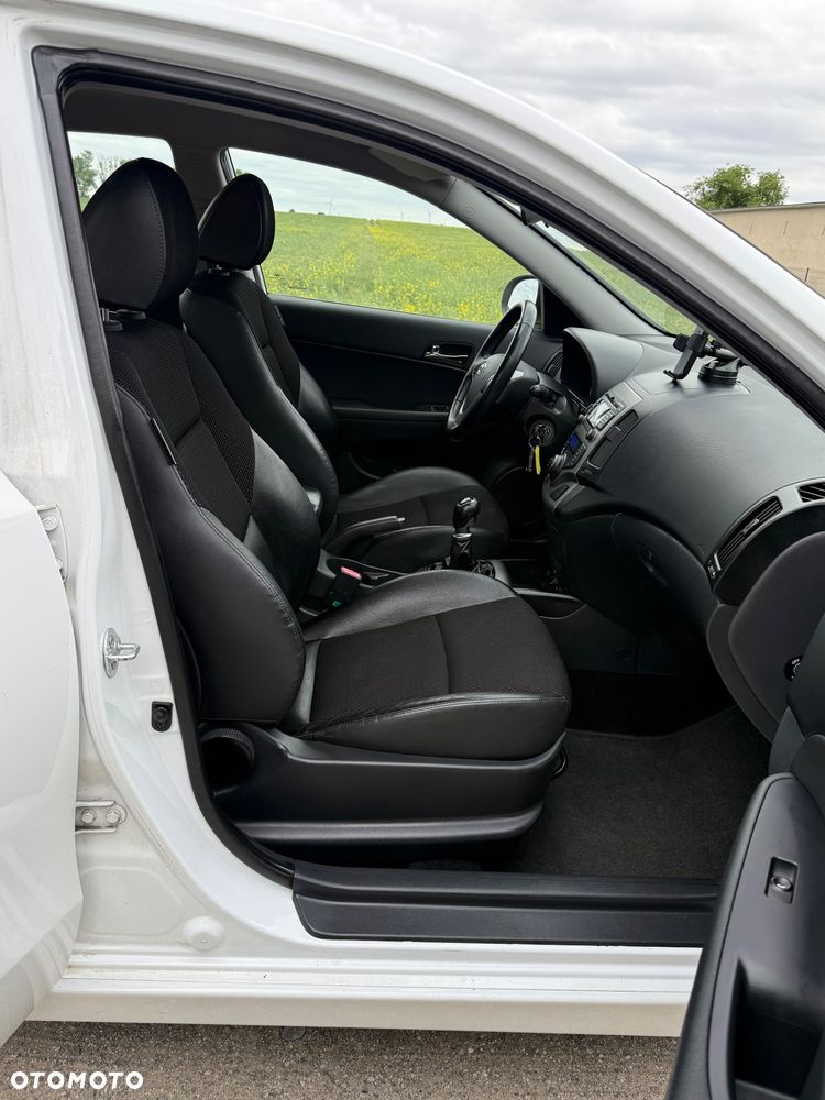 Hyundai i30 1.4 White Edition - 13