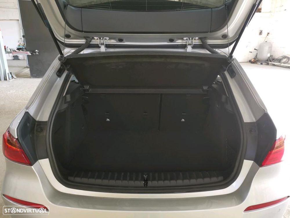 BMW 116 d Corporate Edition Auto - 9