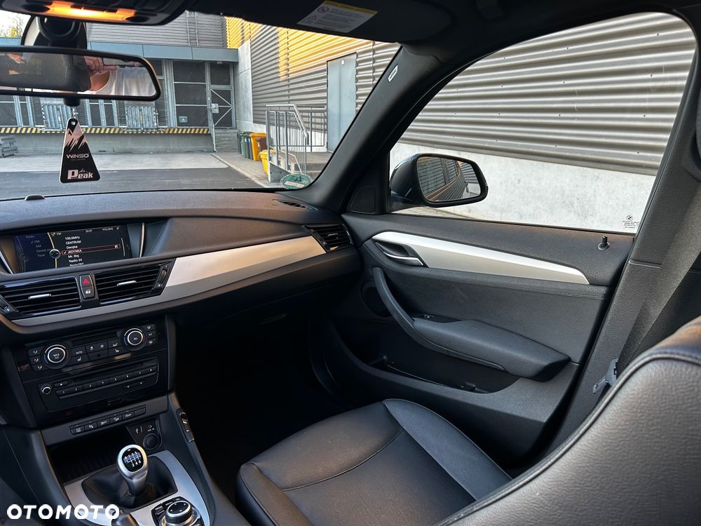 BMW X1 xDrive20d - 14