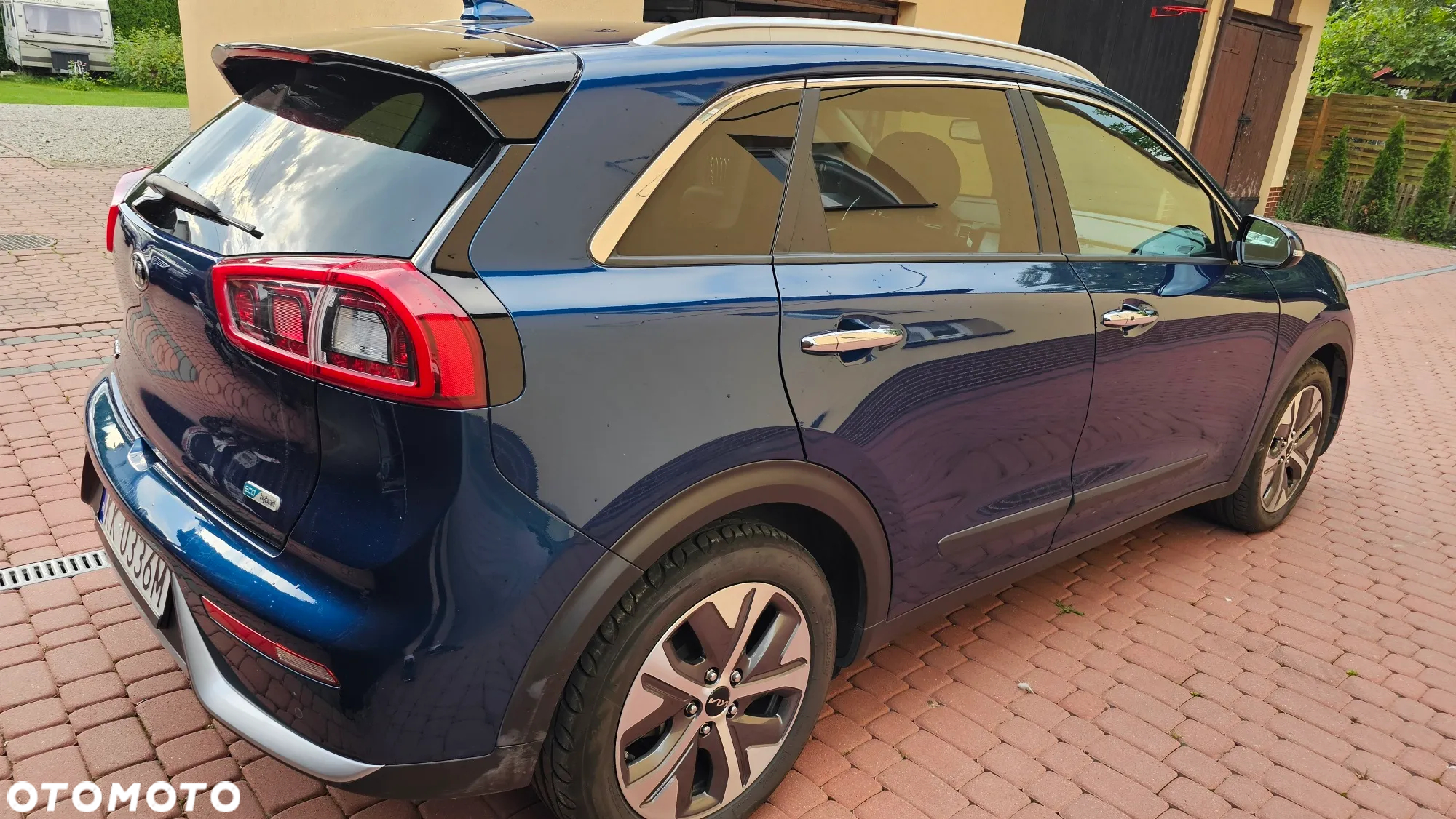 Kia Niro 1.6 GDI Hybrid L - 22