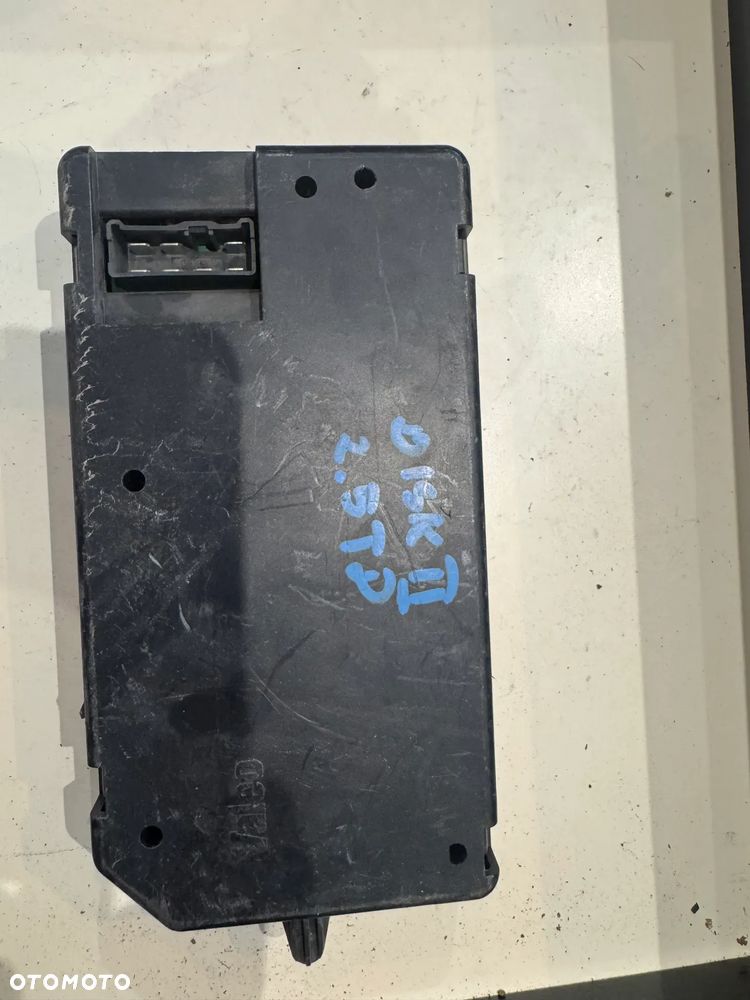 Komputer | Sterownik | Moduł komfortu BCU | Land Rover Discovery II - ywc106350a0010 - 2