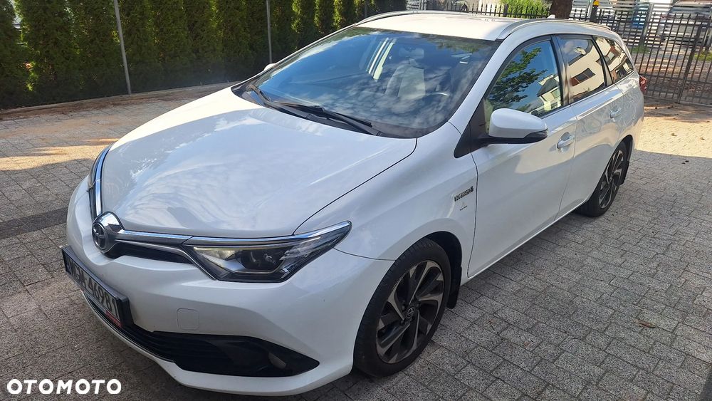 Toyota Auris - 1