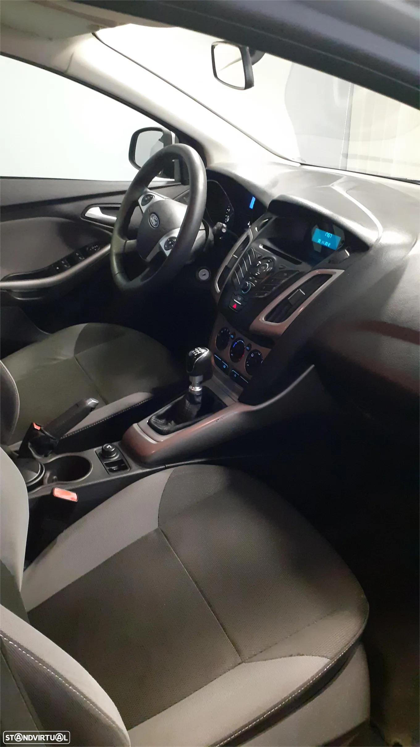 Ford Focus SW 1.6 TDCi Trend - 9
