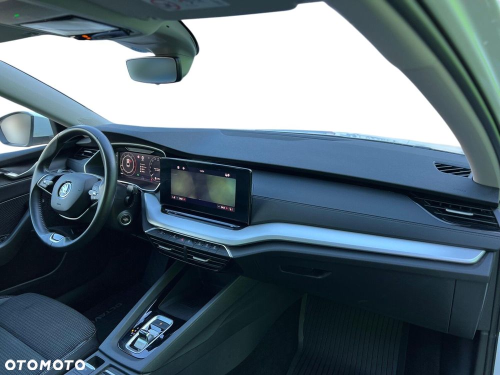 Skoda Octavia 2.0 TDI Selection DSG - 15