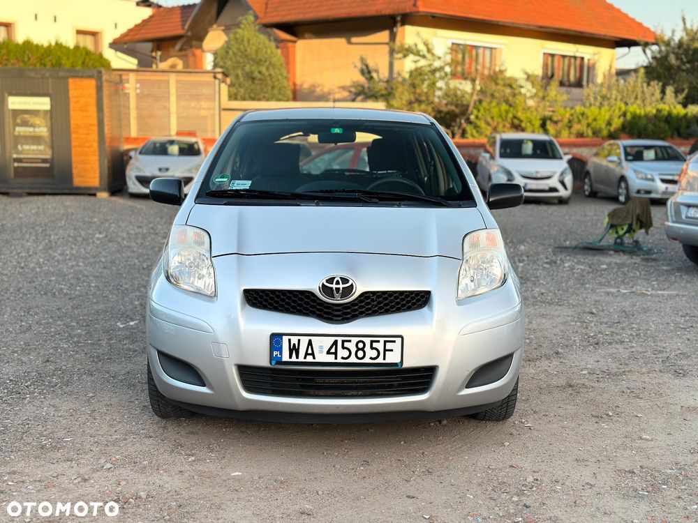 Toyota Yaris - 2