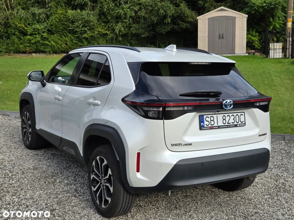 Toyota Yaris Cross Hybrid 1.5 Comfort - 17