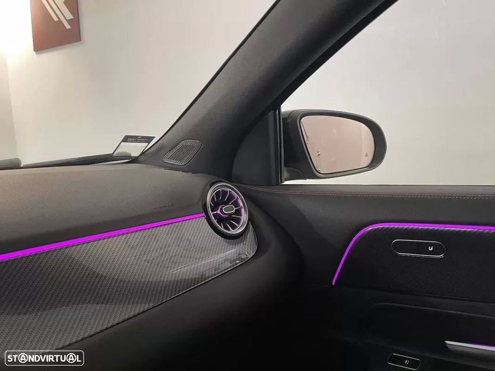 Mercedes-Benz GLA 250 e AMG Line - 45