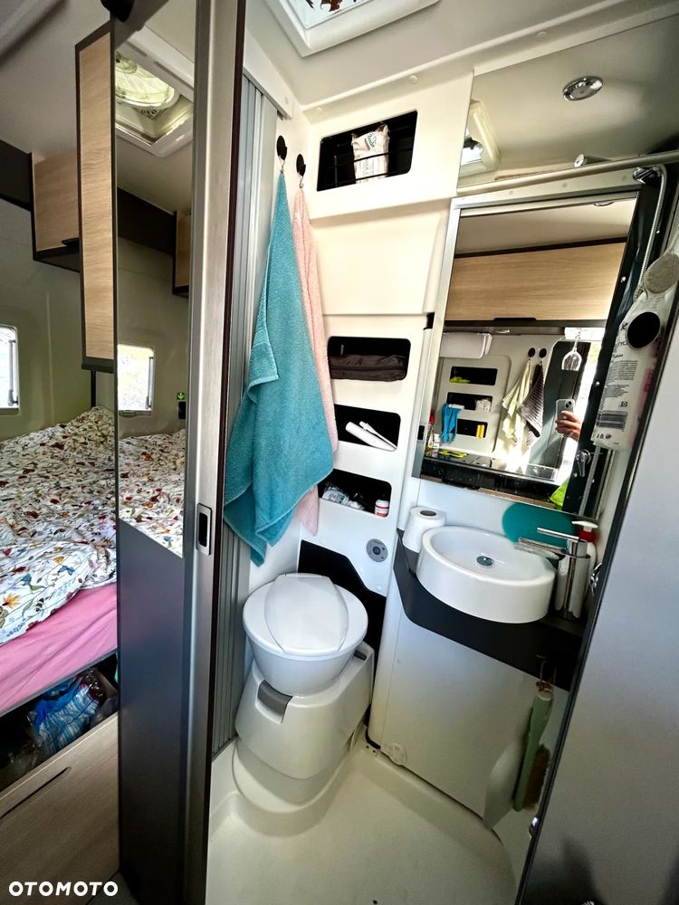 Ford Dreamer D51 campervan od Rapido - 7