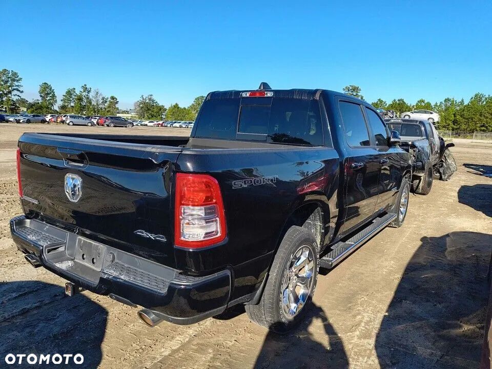 RAM 1500 5.7 Crew Cab Bighorn - 13