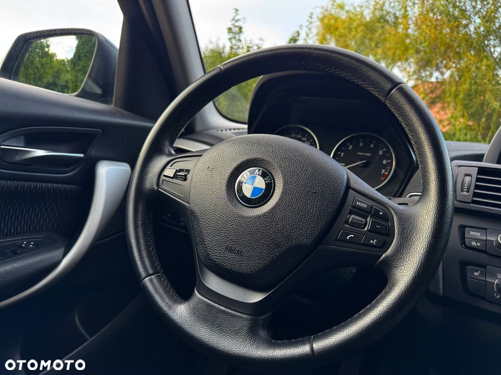 BMW Seria 1 - 12