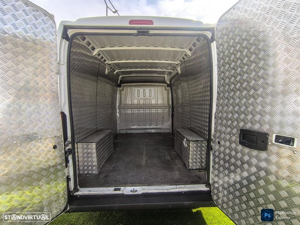 Peugeot Boxer 2.2 BLUEHDI 335 L2H2 PREMIUM - 8