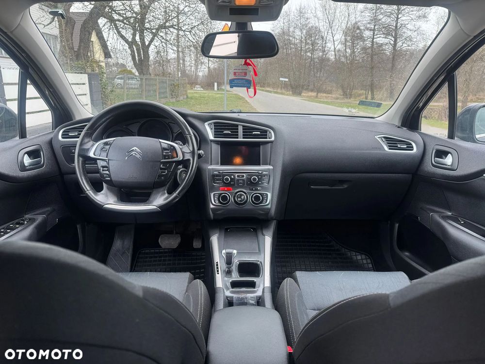 Citroën C4 e-HDi 110 EGS6 Stop/Start System Exclusive - 17