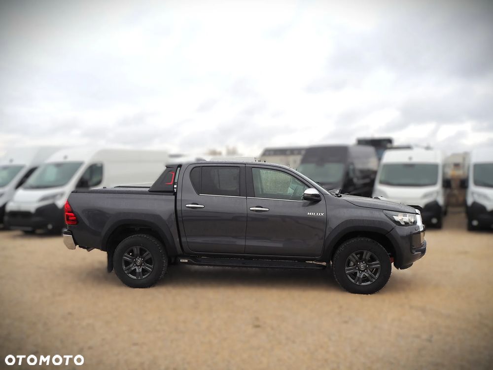 Toyota Hilux 2.8 D-4D Double Cab Active 4x4 - 2